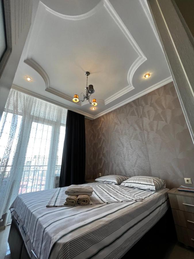 Nukri'S Apartment Μπατούμι Εξωτερικό φωτογραφία