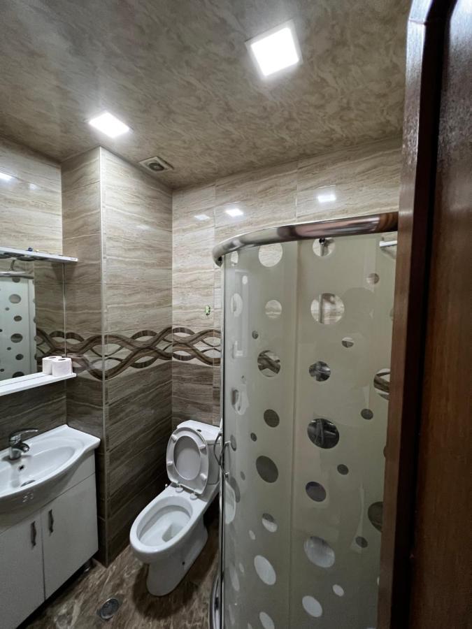 Nukri'S Apartment Μπατούμι Εξωτερικό φωτογραφία