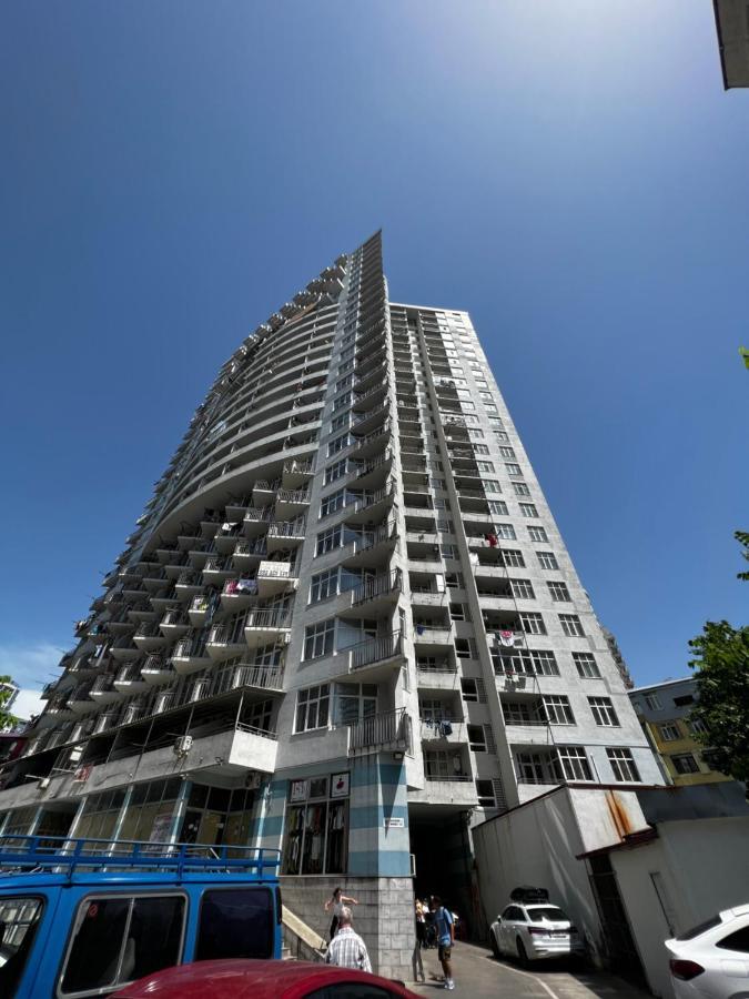 Nukri'S Apartment Μπατούμι Εξωτερικό φωτογραφία